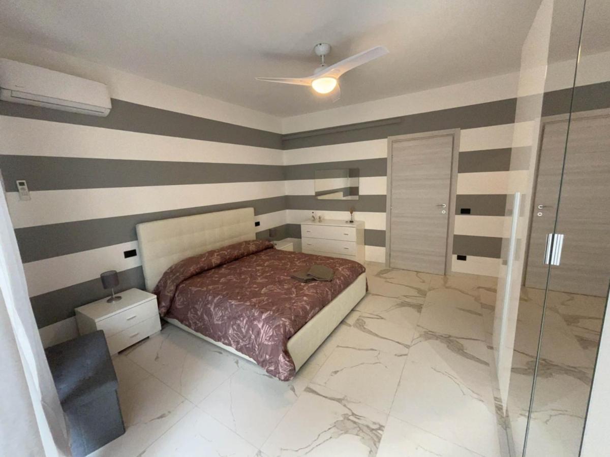 Marconi67 Apartment Десенцано дел Гарда Екстериор снимка
