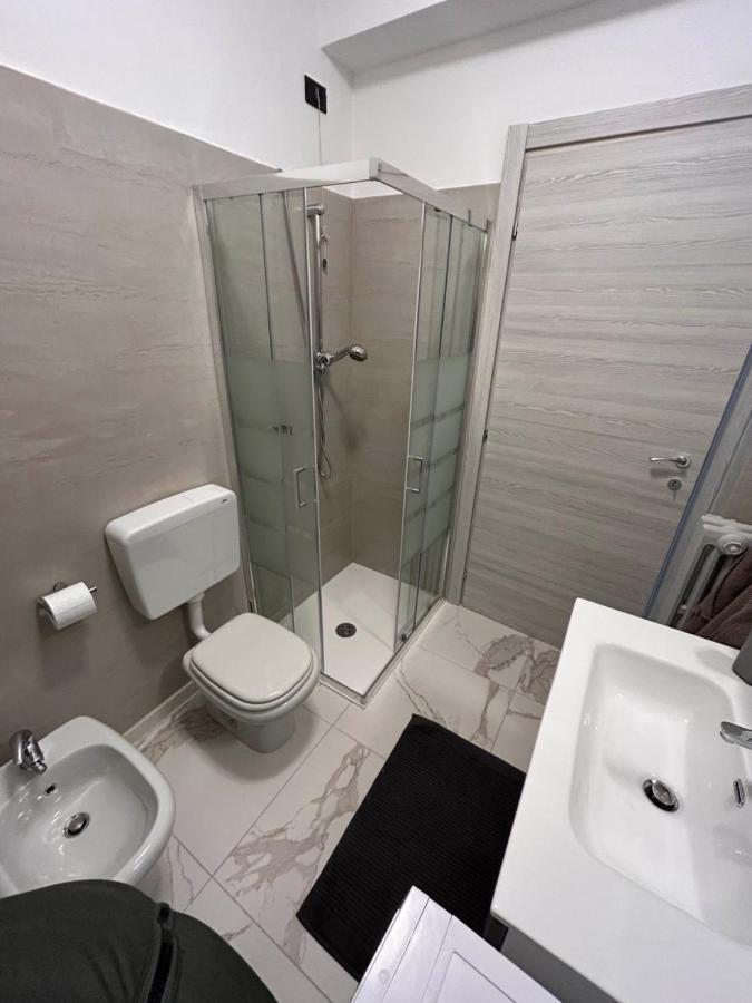 Marconi67 Apartment Десенцано дел Гарда Екстериор снимка